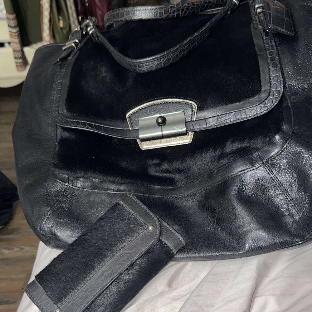 NWT J127819969 Coach Black Leather cow hide Shoulder Bag gunmetal acc - Picture 16 of 16